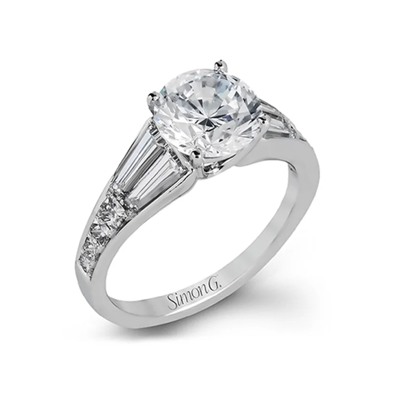 0.39 ctw Diamond Solitaire Engagement Ring