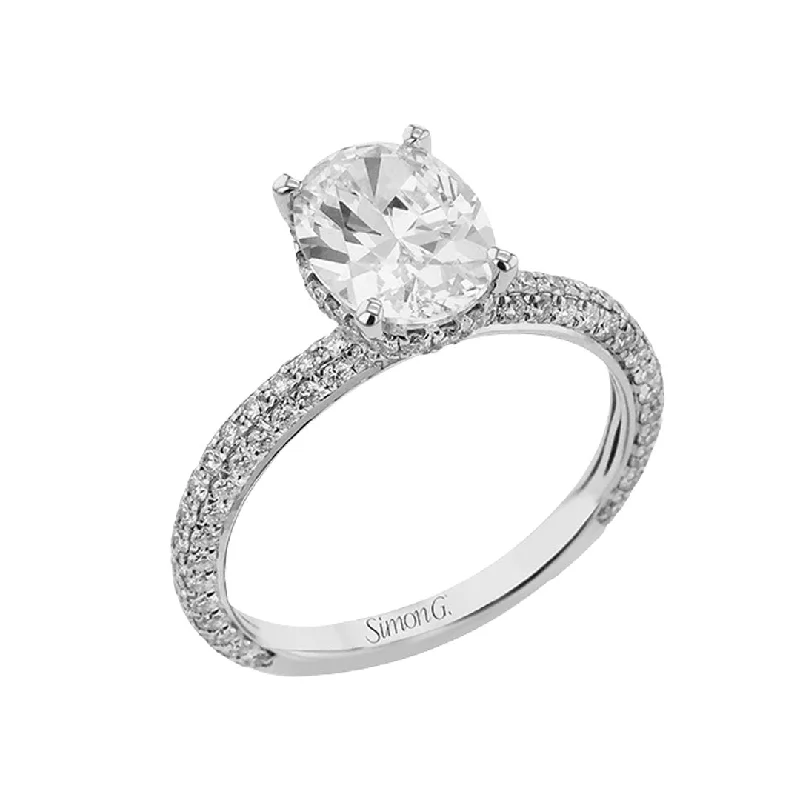 0.76 ctw Diamond Halo Engagement Ring