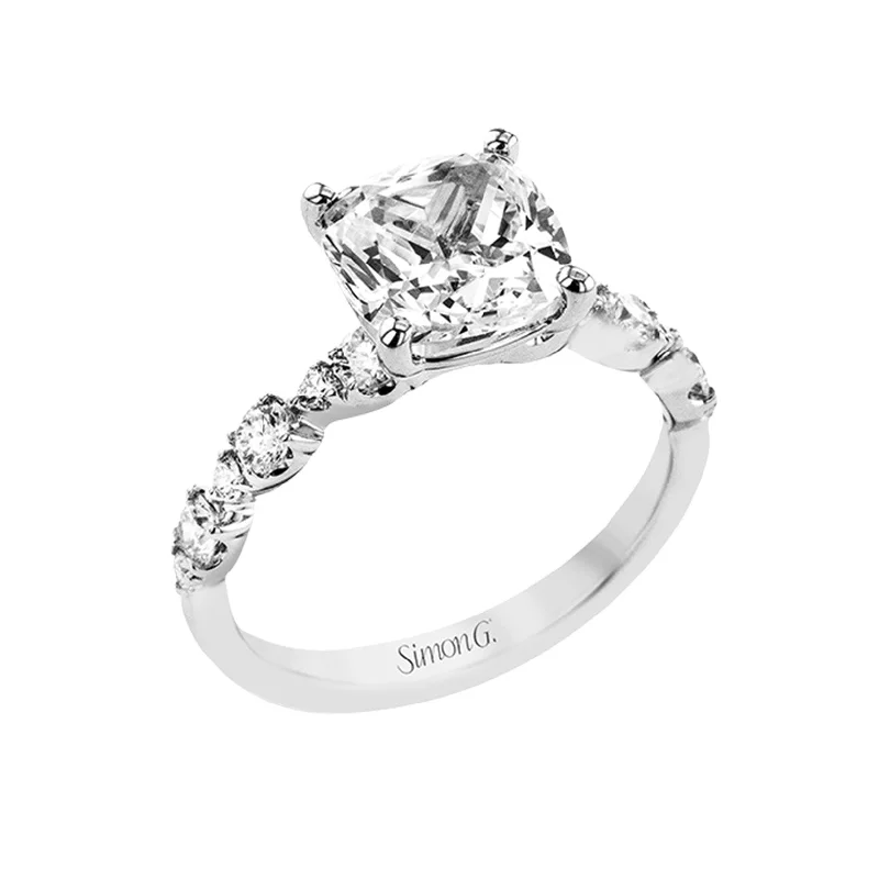 0.48 ctw Diamond Solitaire Engagement Ring